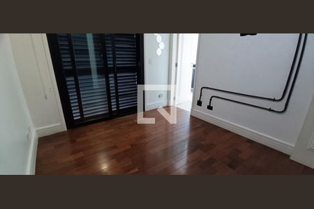 Apartamento à venda com 239m², 3 quartos e 4 vagasSuíte 2