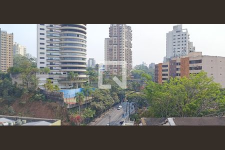 Apartamento à venda com 239m², 3 quartos e 4 vagasVista da Suíte 2