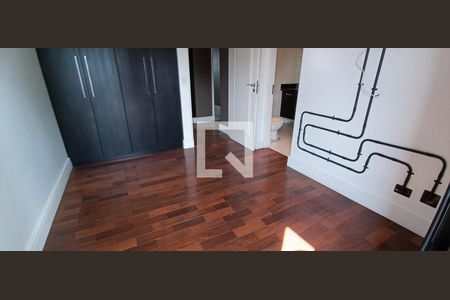 Apartamento à venda com 239m², 3 quartos e 4 vagasSuíte 1