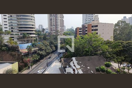 Apartamento à venda com 239m², 3 quartos e 4 vagasVista da Suíte 1