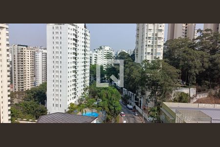 Apartamento à venda com 239m², 3 quartos e 4 vagasVista da Suíte 3