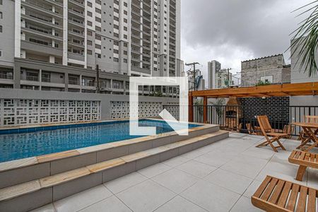 Apartamento para alugar com 31m², 2 quartos e sem vaga Apartamento para alugar com 31m², 2 quartos e sem vagaÁrea comum - Piscina