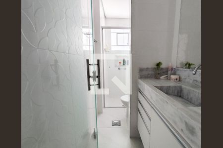Apartamento à venda com 60m², 2 quartos e 1 vaga Apartamento à venda com 60m², 2 quartos e 1 vagaBanheiro