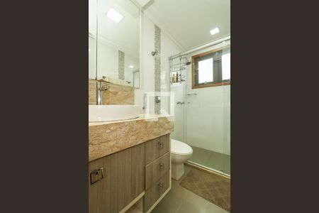 Apartamento à venda com 270m², 3 quartos e 2 vagas Apartamento à venda com 270m², 3 quartos e 2 vagasBanheiro da Suíte