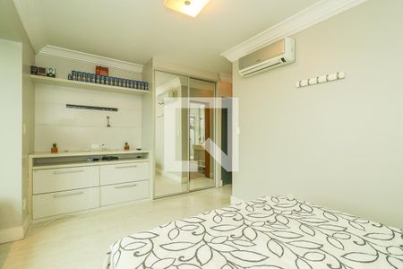 Apartamento à venda com 270m², 3 quartos e 2 vagas Apartamento à venda com 270m², 3 quartos e 2 vagasQuarto Suíte