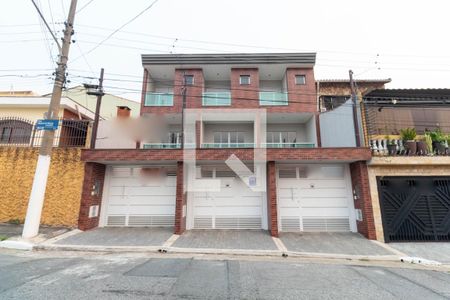 Casa à venda com 179m², 3 quartos e 2 vagasFachada