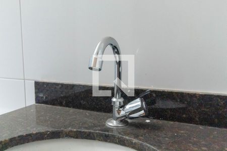 Casa à venda com 179m², 3 quartos e 2 vagasBanheiro - torneira