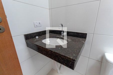 Casa à venda com 179m², 3 quartos e 2 vagasBanheiro da Suíte 2