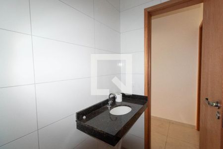 Casa à venda com 179m², 3 quartos e 2 vagasLavabo