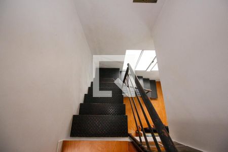 Escada de apartamento à venda com 4 quartos, 98m² em Parque Marabá, São Paulo