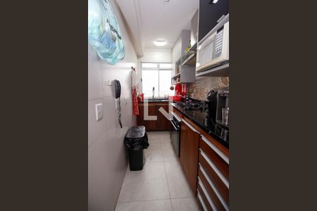 Cozinha de apartamento à venda com 4 quartos, 98m² em Parque Marabá, São Paulo