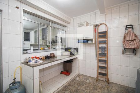 Casa à venda com 120m², 3 quartos e 1 vagaÁrea de Serviço