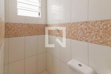 Casa para alugar com 85m², 2 quartos e 1 vaga Casa para alugar com 85m², 2 quartos e 1 vagaBanheiro