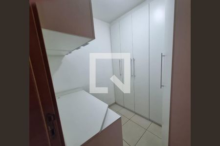 Apartamento à venda com 80m², 2 quartos e 1 vagaQuarto 3