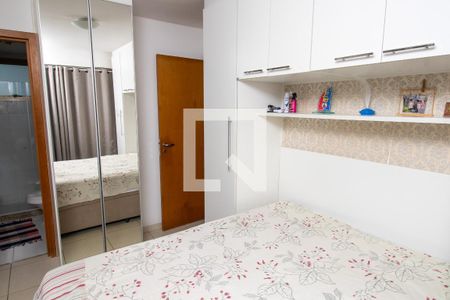 Apartamento à venda com 80m², 2 quartos e 1 vagaSuíte