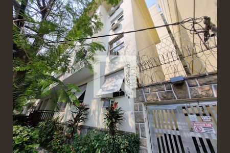 Apartamento à venda com 101m², 3 quartos e 1 vagaFachada