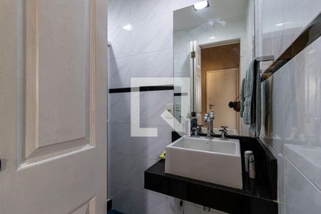 Apartamento à venda com 101m², 3 quartos e 1 vagaBanheiro Social