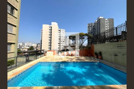 Apartamento para alugar com 60m², 2 quartos e 1 vaga Apartamento para alugar com 60m², 2 quartos e 1 vagaÁrea comum - Piscina
