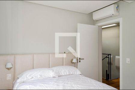 Casa de condomínio para alugar com 200m², 3 quartos e 2 vagasSuíte 01