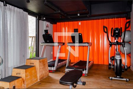 Casa de condomínio para alugar com 200m², 3 quartos e 2 vagasAcademia