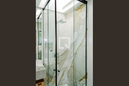 Casa de condomínio para alugar com 200m², 3 quartos e 2 vagasSuíte 01