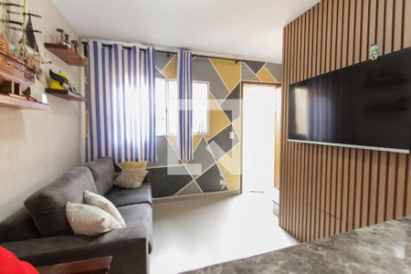 Sala de casa de condomínio à venda com 2 quartos, 64m² em Itaquera, São Paulo