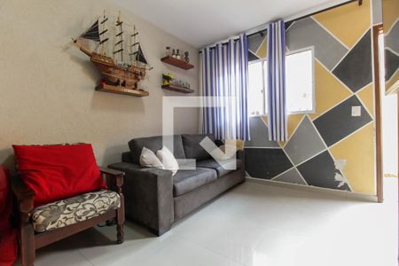 Sala de casa de condomínio à venda com 2 quartos, 64m² em Itaquera, São Paulo