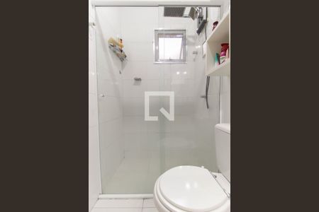 Casa de condomínio à venda com 64m², 2 quartos e 1 vagaBanheiro da Suíte 1