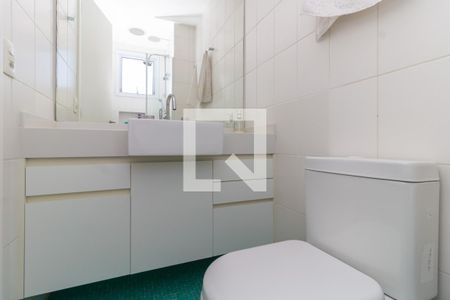 Apartamento para alugar com 250m², 3 quartos e 4 vagasBanheiro da Suíte 1