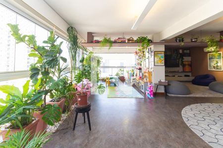 Apartamento para alugar com 250m², 3 quartos e 4 vagasVaranda
