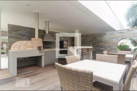 Apartamento para alugar com 250m², 3 quartos e 4 vagasÁrea comum - Churrasqueira