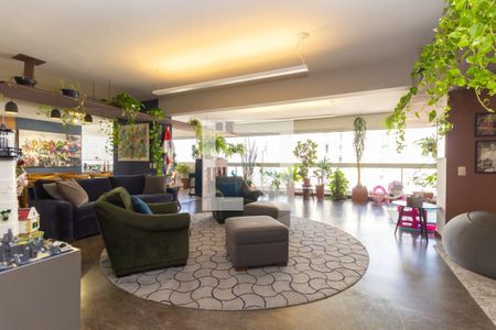 Apartamento para alugar com 250m², 3 quartos e 4 vagasSala
