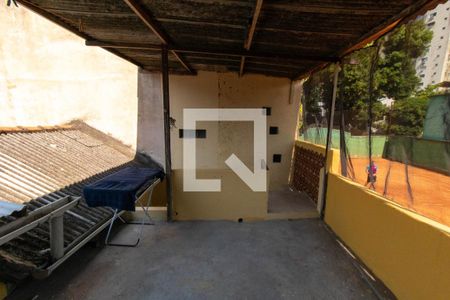 Casa à venda com 104m², 2 quartos e sem vagaÁrea externa 