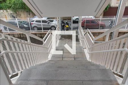 Apartamento para alugar com 60m², 2 quartos e 1 vagaEntrada