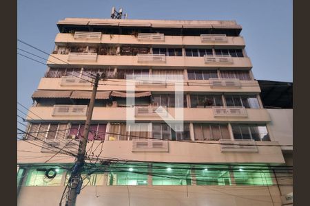 Apartamento à venda com 75m², 2 quartos e 1 vaga Apartamento à venda com 75m², 2 quartos e 1 vagaFachada