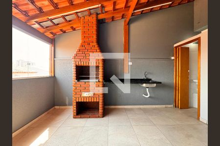 Casa à venda com 150m², 2 quartos e 2 vagasCobertura