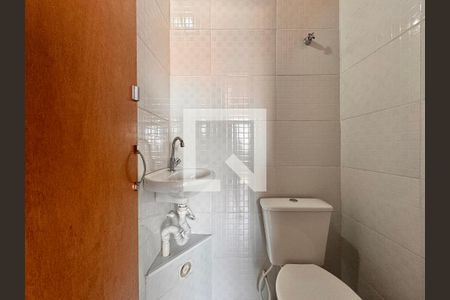 Casa à venda com 150m², 2 quartos e 2 vagasBanheiro 3