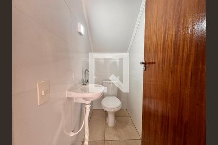 Casa à venda com 150m², 2 quartos e 2 vagasBanheiro 4