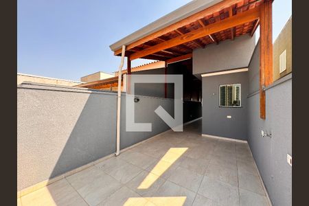 Casa à venda com 150m², 2 quartos e 2 vagasCobertura
