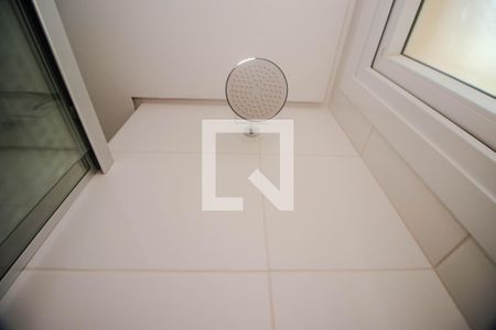 Apartamento à venda com 68m², 2 quartos e 1 vagaBanheiro Social