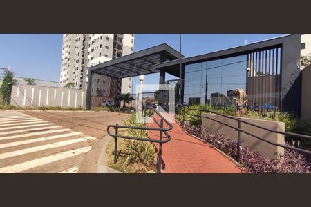 Apartamento para alugar com 52m², 2 quartos e 1 vaga Apartamento para alugar com 52m², 2 quartos e 1 vagaFachada