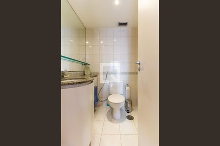 Banheiro da Suíte de apartamento à venda com 2 quartos, 70m² em Perdizes, São Paulo