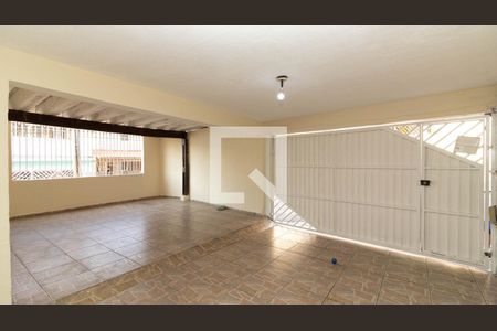 Casa para alugar com 100m², 3 quartos e 2 vagas Casa para alugar com 100m², 3 quartos e 2 vagasGaragem