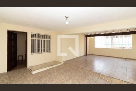Casa para alugar com 100m², 3 quartos e 2 vagas Casa para alugar com 100m², 3 quartos e 2 vagasGaragem