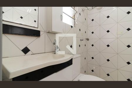 Casa para alugar com 100m², 3 quartos e 2 vagas Casa para alugar com 100m², 3 quartos e 2 vagasBanheiro 1