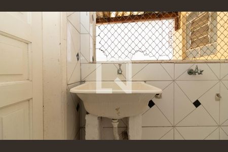 Casa para alugar com 100m², 3 quartos e 2 vagas Casa para alugar com 100m², 3 quartos e 2 vagasÁrea de Serviço