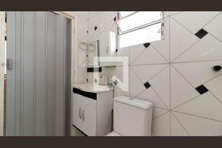 Casa para alugar com 100m², 3 quartos e 2 vagas Casa para alugar com 100m², 3 quartos e 2 vagasBanheiro 1