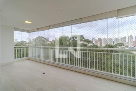 Apartamento para alugar com 138m², 3 quartos e 2 vagasVaranda
