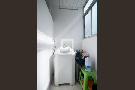 Área de serviço de apartamento para alugar com 2 quartos, 90m² em Bela Vista, São Paulo