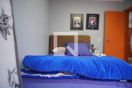 Quarto 1 de apartamento à venda com 2 quartos, 45m² em Humaitá, Porto Alegre